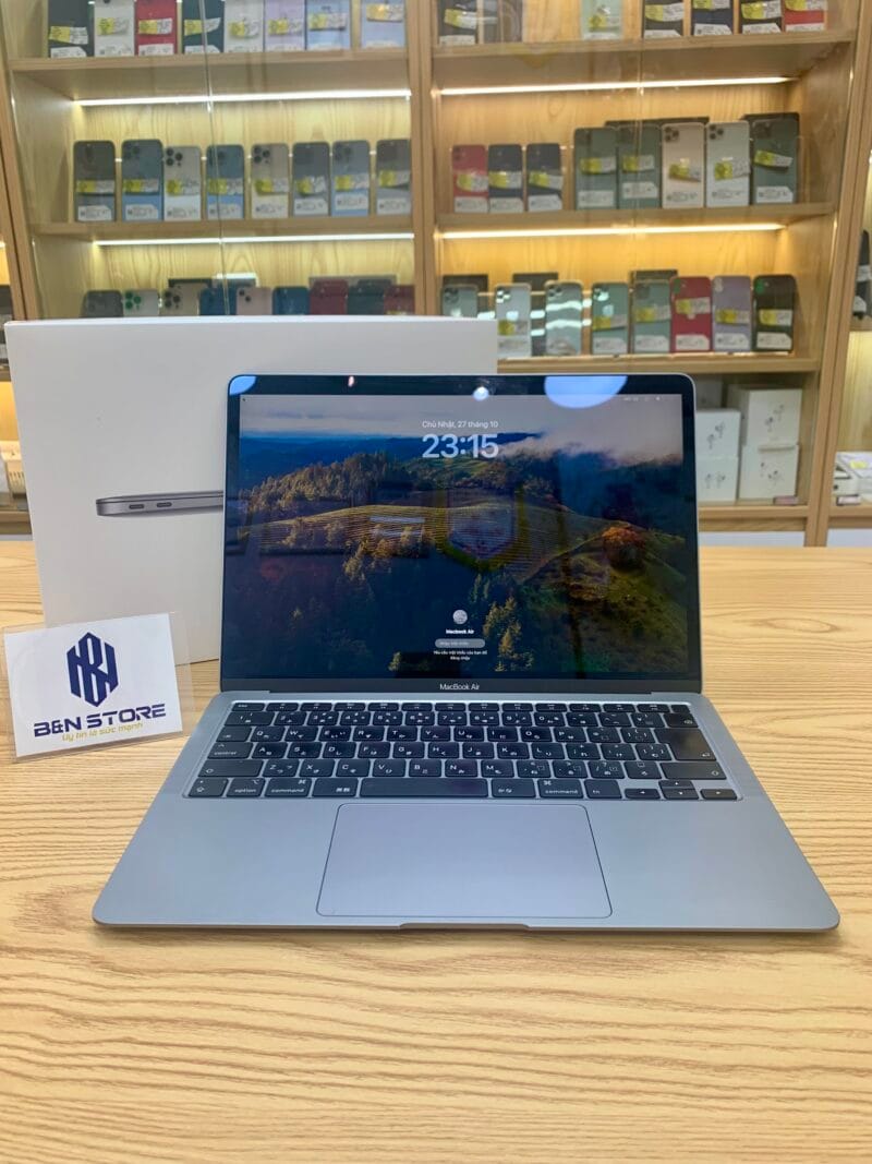 Macbook Air core i3 2020 13.3in like new 98%   19MNHP