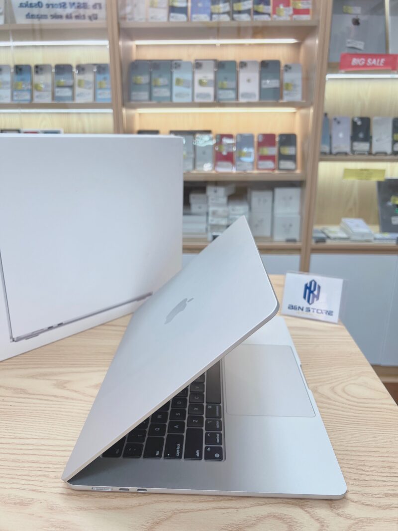 Macbook Air M2 2023 15.3inch Like New 99% 2TJLG