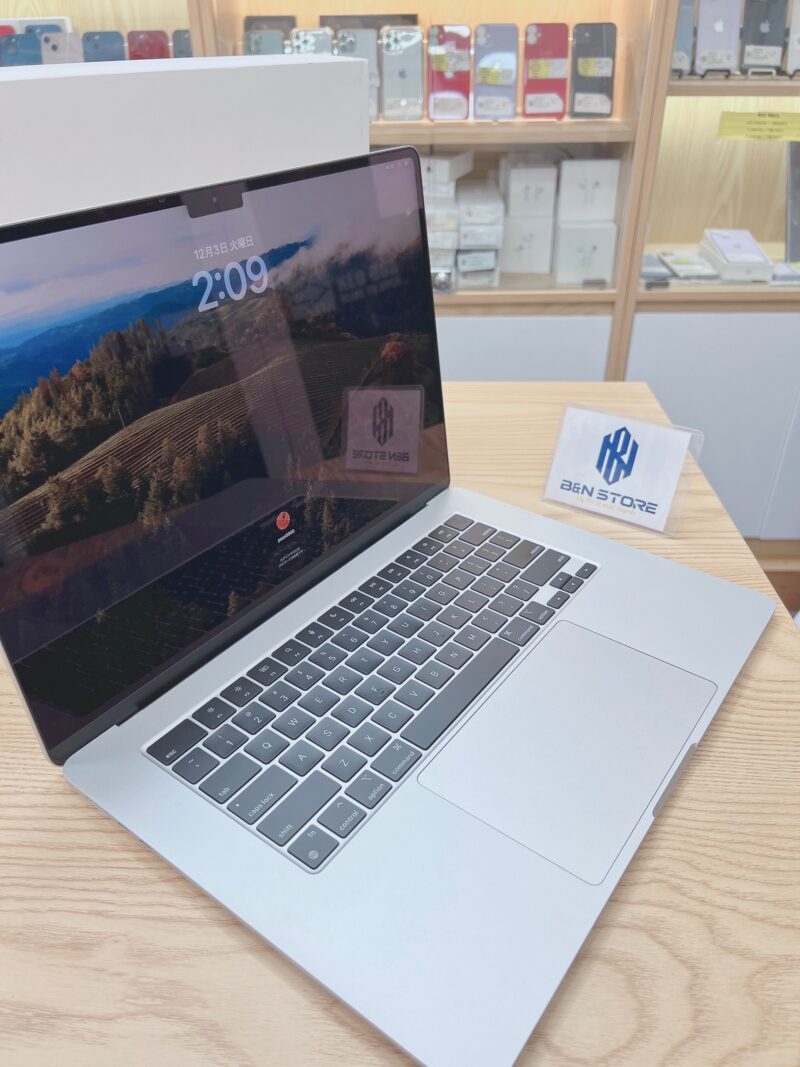 Macbook Air M2 2023 15.3inch Like New 99% 2TJLG