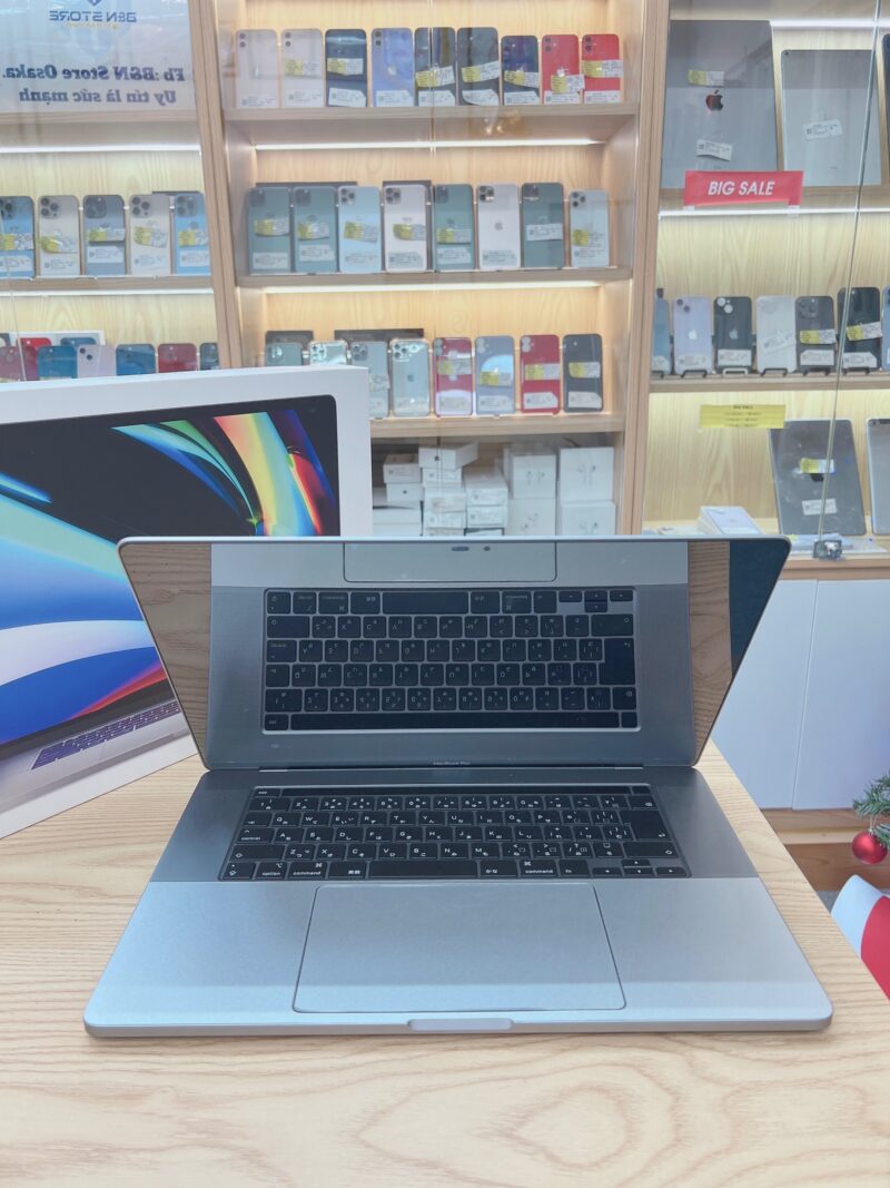 Macbook Pro Core i7  2019 16inch Like New 98,5% MD6M.L3