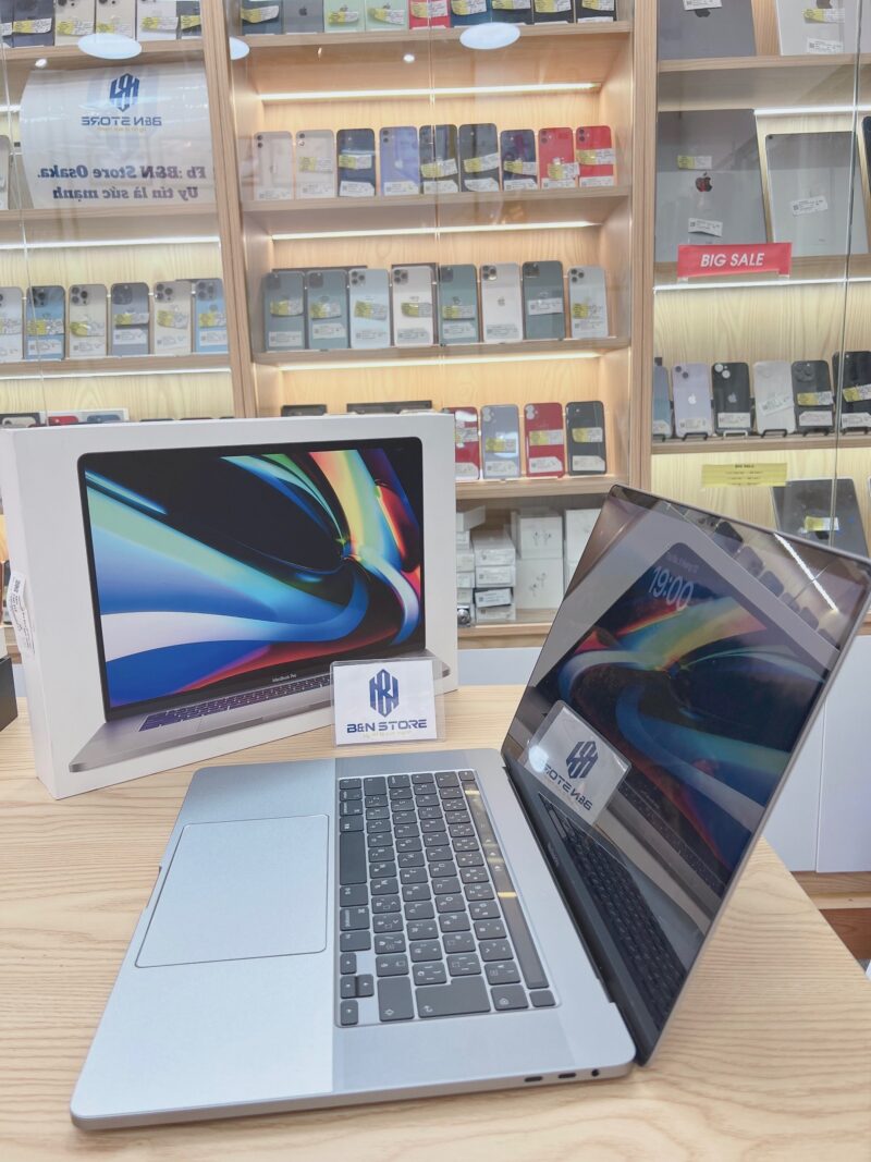 Macbook Pro Core i7  2019 16inch Like New 98,5% MD6M.L3