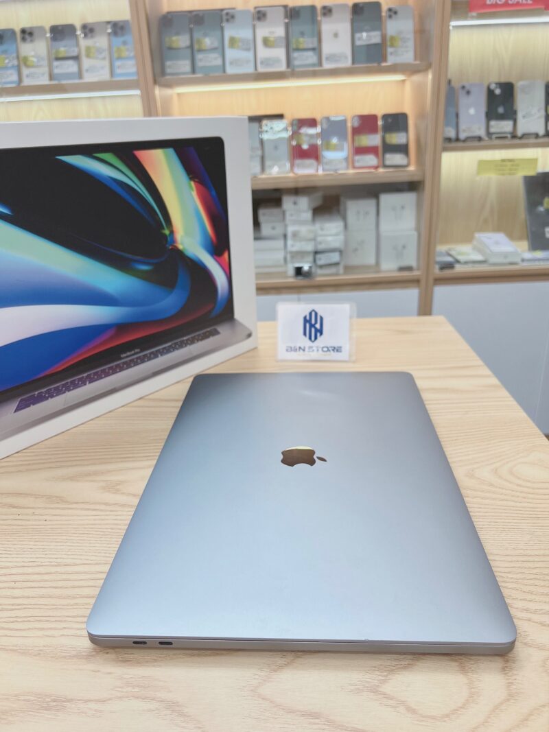 Macbook Pro Core i7  2019 16inch Like New 98,5% MD6M.L3