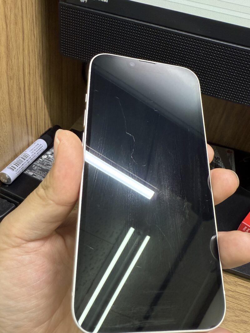 Iphone 14 128GB like new 98%. 04278