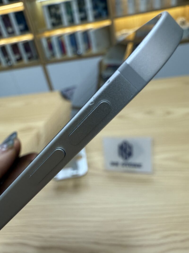 Ipad Pro M4 2024 11in 256GB like new 98%.   69687