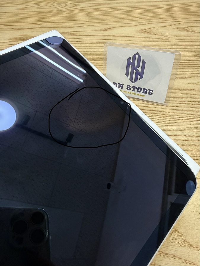 Ipad Pro 4 M2 2022 11in 128GB like new 98%. NFDKQ Ipad Pro 4 M2 2022 11in 128GB like new 98%. NFDKQ