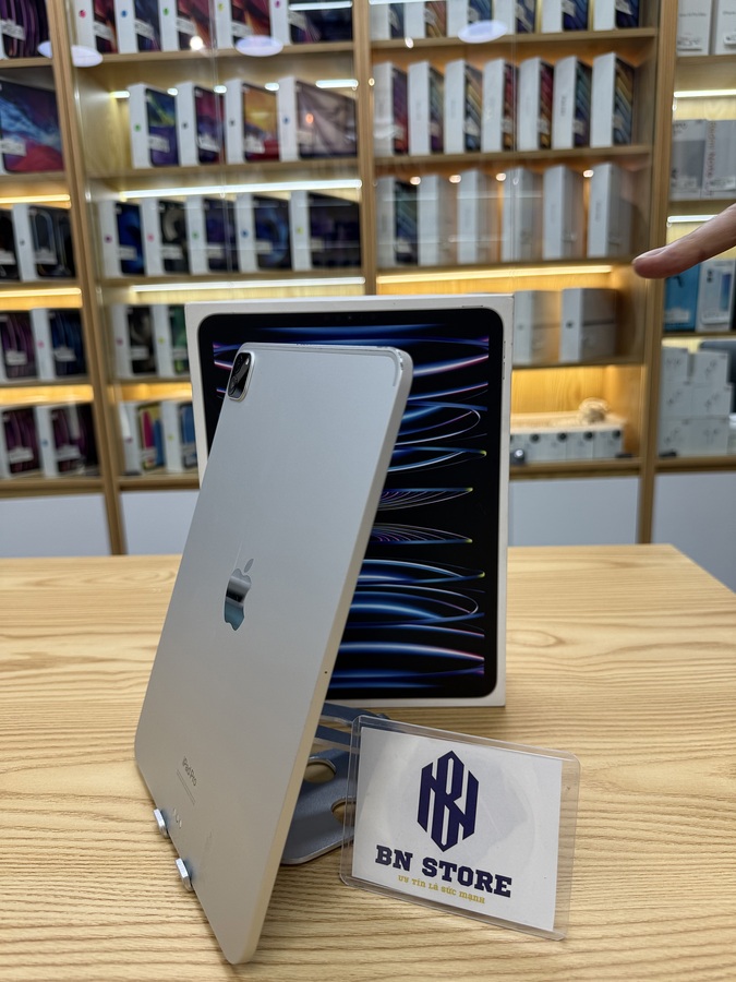 Ipad Pro 4 M2 2022 11in 128GB like new 98%. NFDKQ Ipad Pro 4 M2 2022 11in 128GB like new 98%. NFDKQ