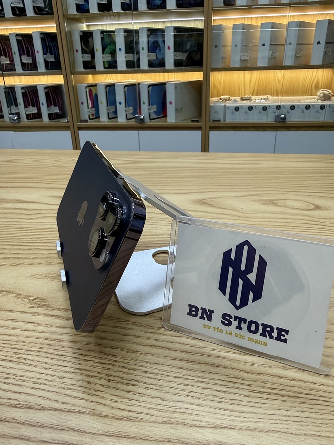 Iphone 14 Pro Max 1TB like new 98%. 22106 Iphone 14 Pro Max 1TB like new 98%. 22106