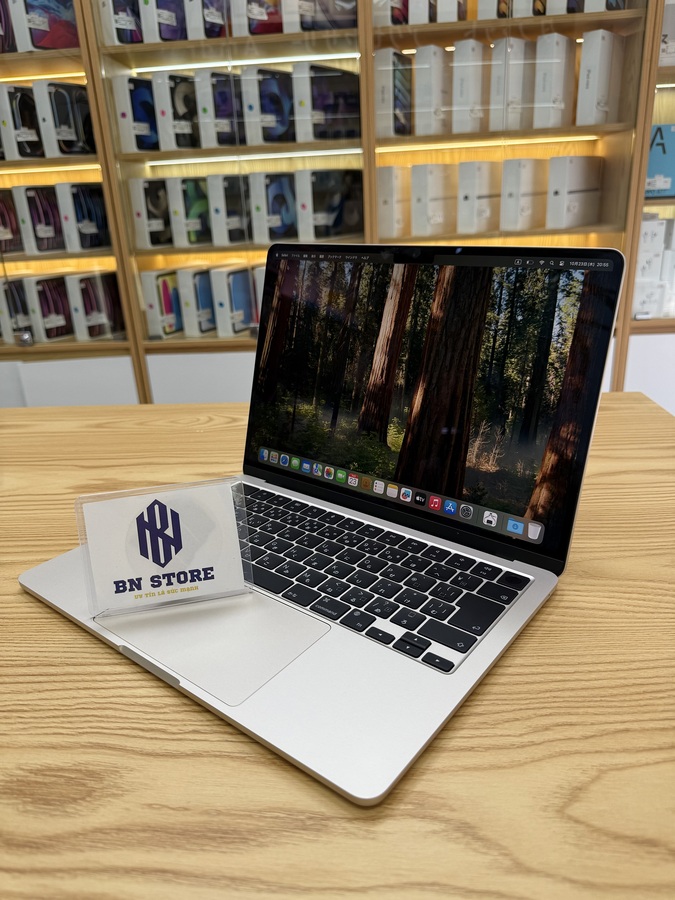 Macbook Air M3 2024 13.6in 256GB likr new 99%. VD7Q4 Macbook Air M3 2024 13.6in 256GB likr new 99%. VD7Q4