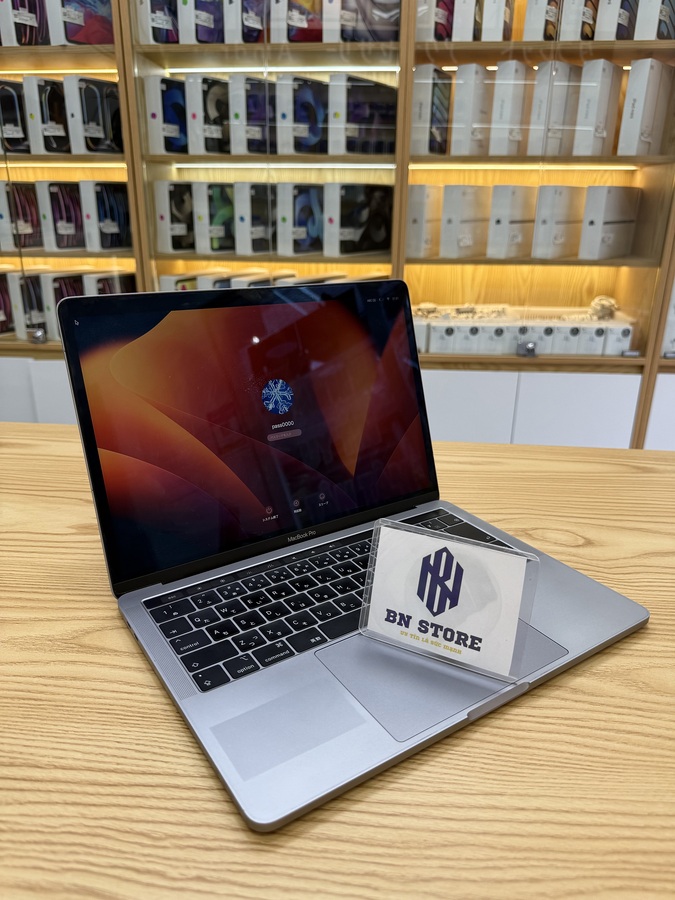 Macbook Pro 2019 core i5 13.3in 512GB Like new 98%. 0L414 Macbook Pro 2019 core i5 13.3in 512GB Like new 98%. 0L414