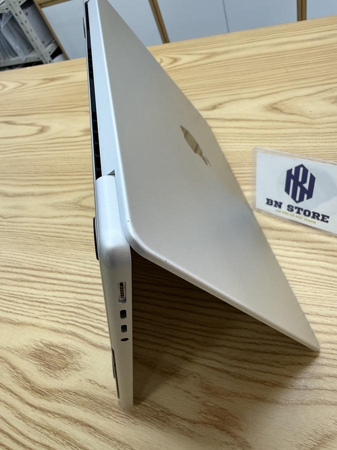 Macbook Pro M1 Pro 2021 14in 512GB like new 98%. CQ7FX Macbook Pro M1 Pro 2021 14in 512GB like new 98%. CQ7FX