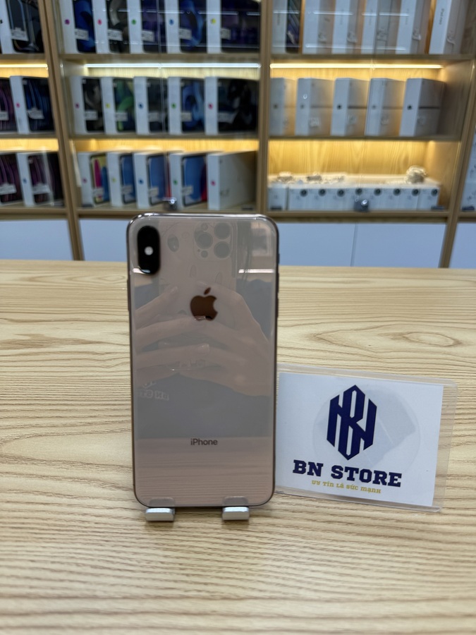 Iphone Xs Max 64GB like new 98.5%. 02363 Iphone Xs Max 64GB like new 98.5%. 02363