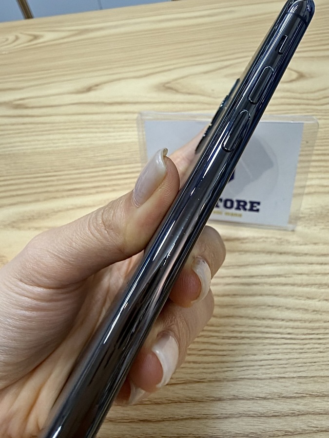 Iphone 11 Pro 64GB like new 98.5% 26089 Iphone 11 Pro 64GB like new 98.5% 26089