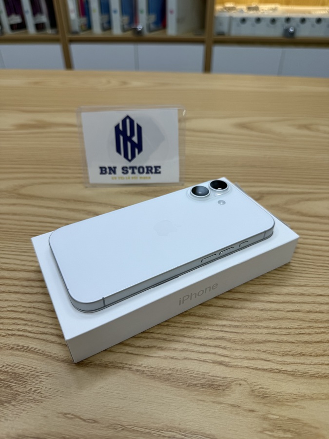 Iphone 17 256GB like new 99%. 84819 Iphone 17 256GB like new 99%. 84819