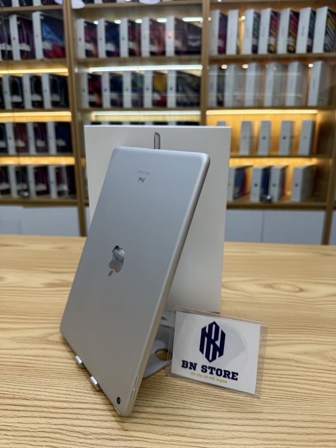 Ipad Gen 9 2021 64GB like new 99%. VC40D Ipad Gen 9 2021 64GB like new 99%. VC40D