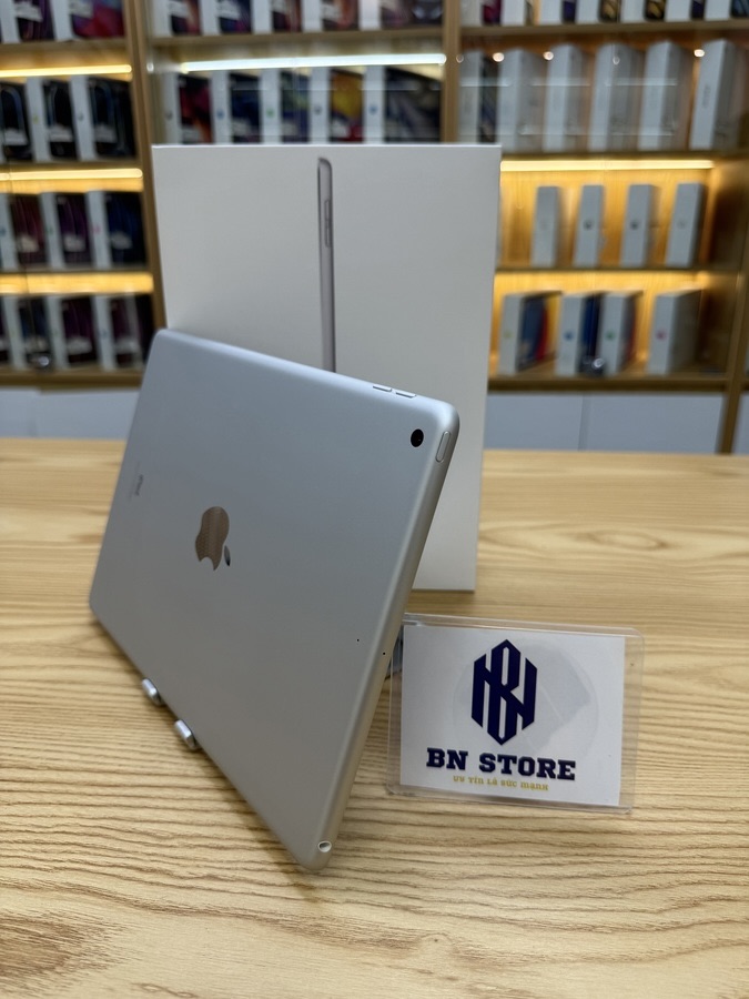 Ipad Gen 9 2021 64GB like new 99%. VC40D Ipad Gen 9 2021 64GB like new 99%. VC40D