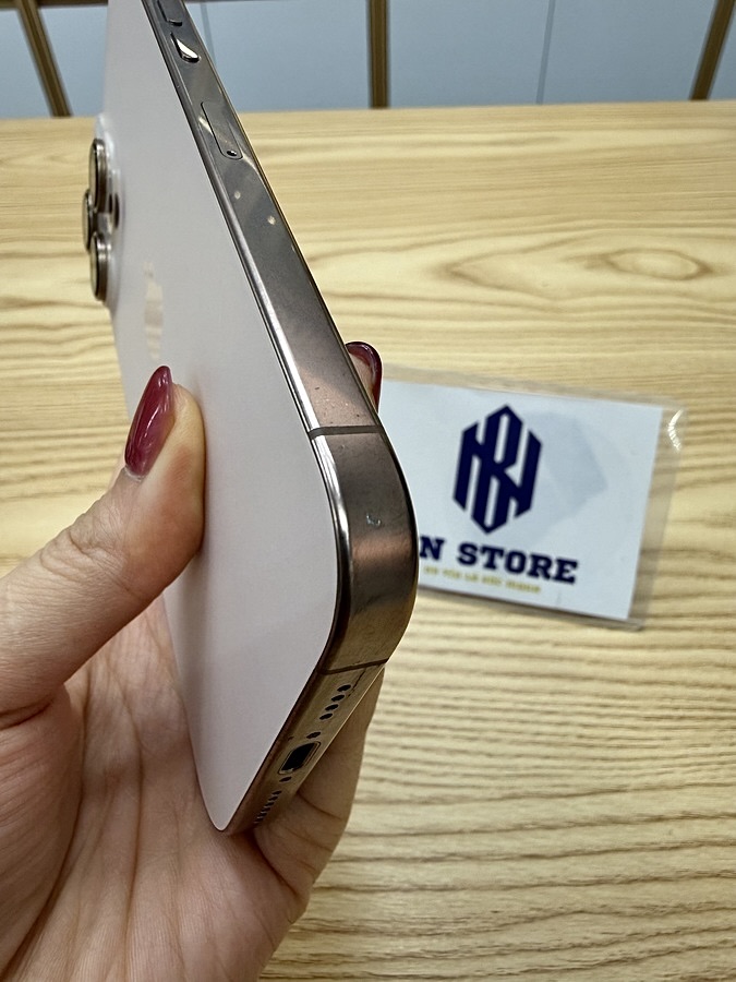 Iphone 16 Pro Max 256GB like new 98%. 03369 Iphone 16 Pro Max 256GB like new 98%. 03369