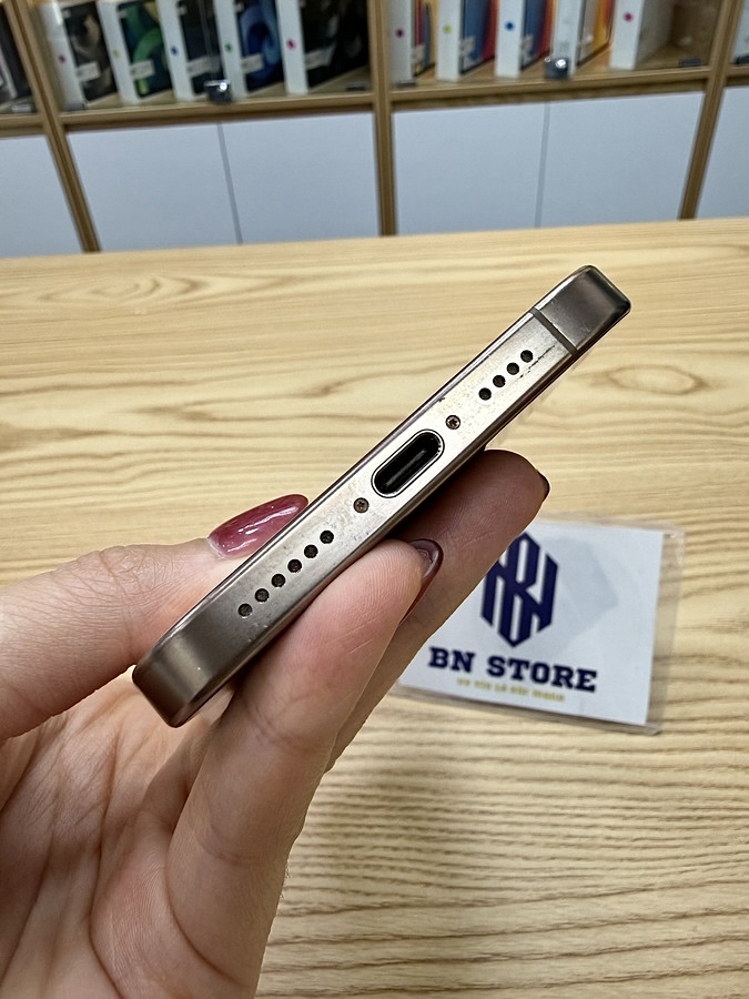 Iphone 16 Pro Max 256GB like new 98%. 03369 Iphone 16 Pro Max 256GB like new 98%. 03369