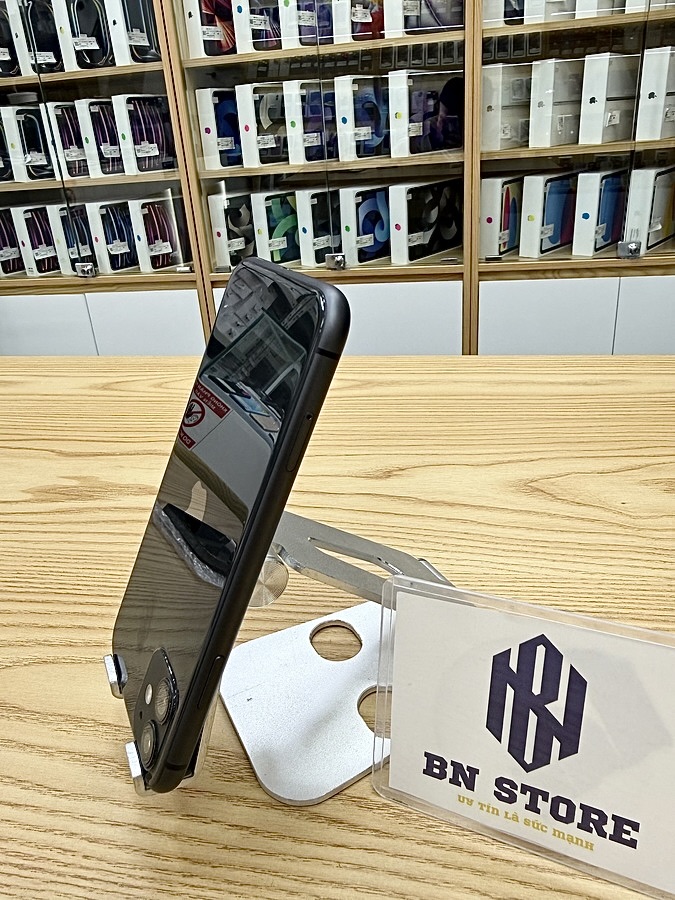 Iphone 11 64GB like new 98.5% 52226 Iphone 11 64GB like new 98.5% 52226