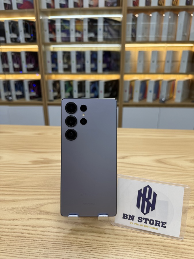 Galaxy S25 Ultra 256GB like new 99%. 49343 Galaxy S25 Ultra 256GB like new 99%. 49343