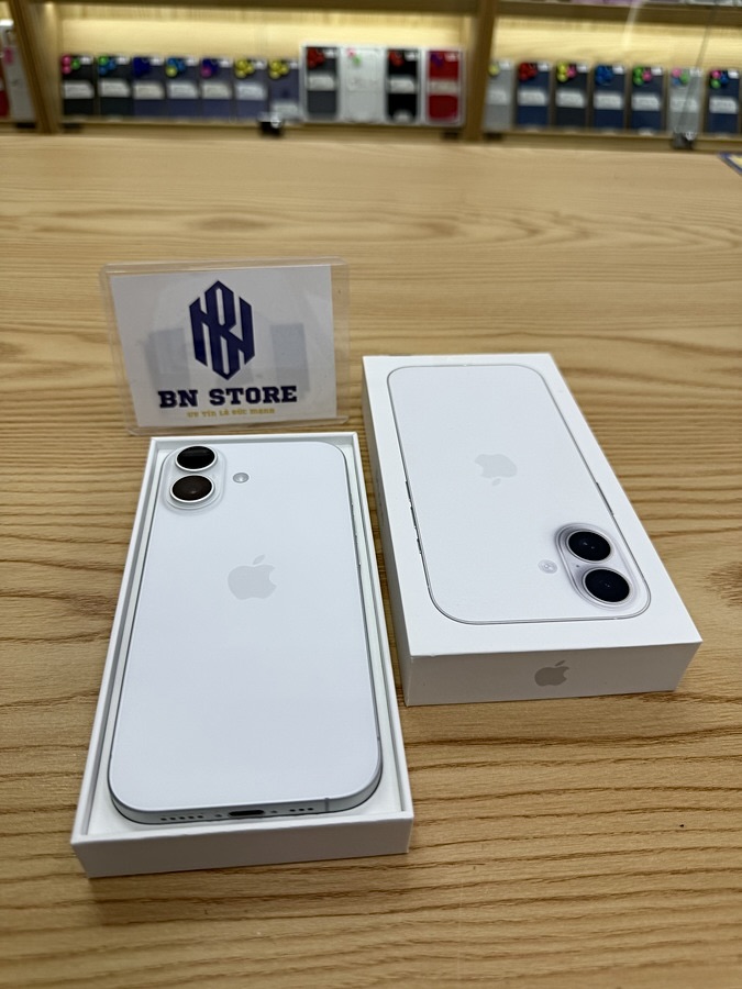 Iphone 17 256GB like new 99%. 72673 Iphone 17 256GB like new 99%. 72673