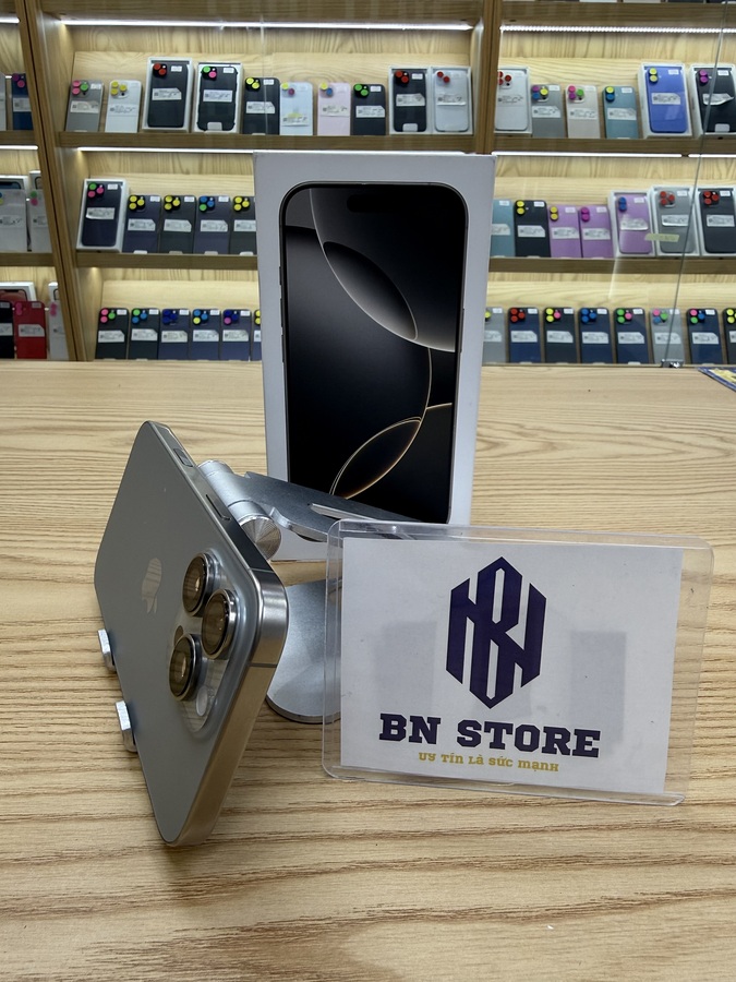 Iphone 16 Pro 128GB like new 99%. 05197 Iphone 16 Pro 128GB like new 99%. 05197