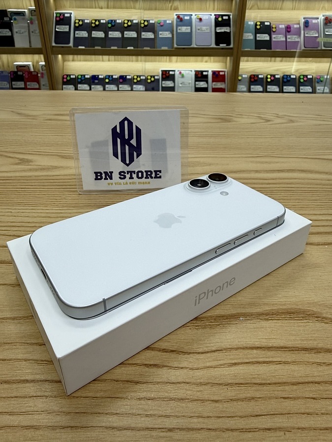 Iphone 17 256GB like new 99%. 72673 Iphone 17 256GB like new 99%. 72673