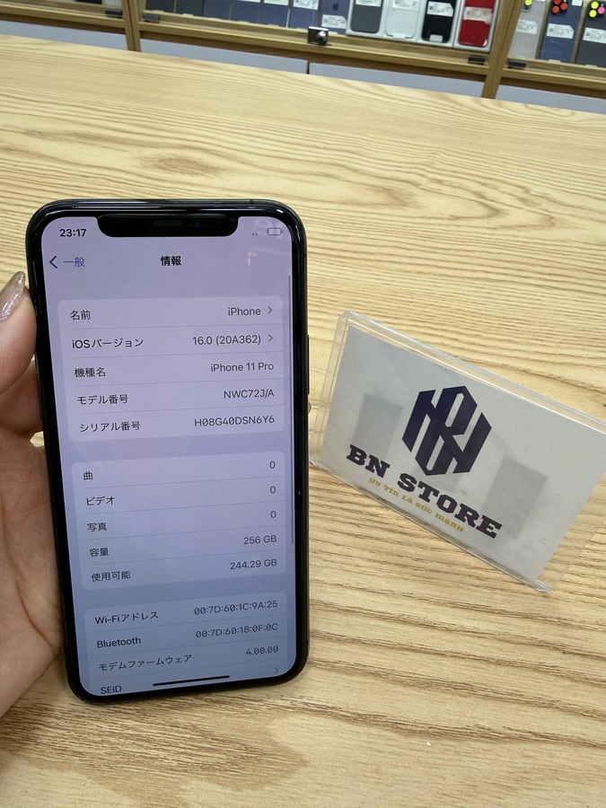 Iphone 11 Pro 256GB like new 98%. 80383 Iphone 11 Pro 256GB like new 98%. 80383