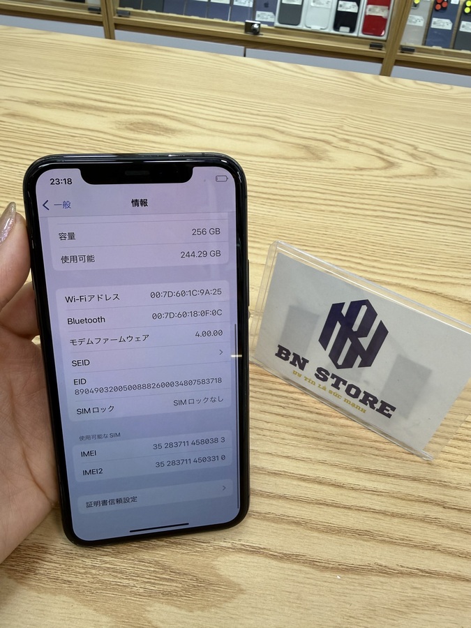 Iphone 11 Pro 256GB like new 98%. 80383 Iphone 11 Pro 256GB like new 98%. 80383