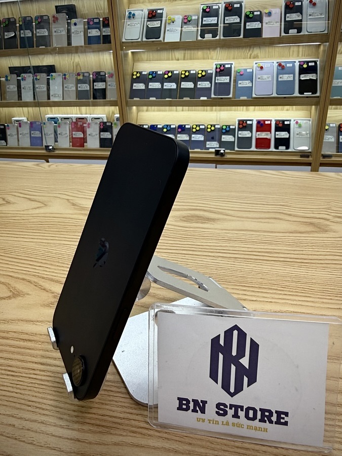 Iphone 16e 128GB like new 99%. 11960 Iphone 16e 128GB like new 99%. 11960