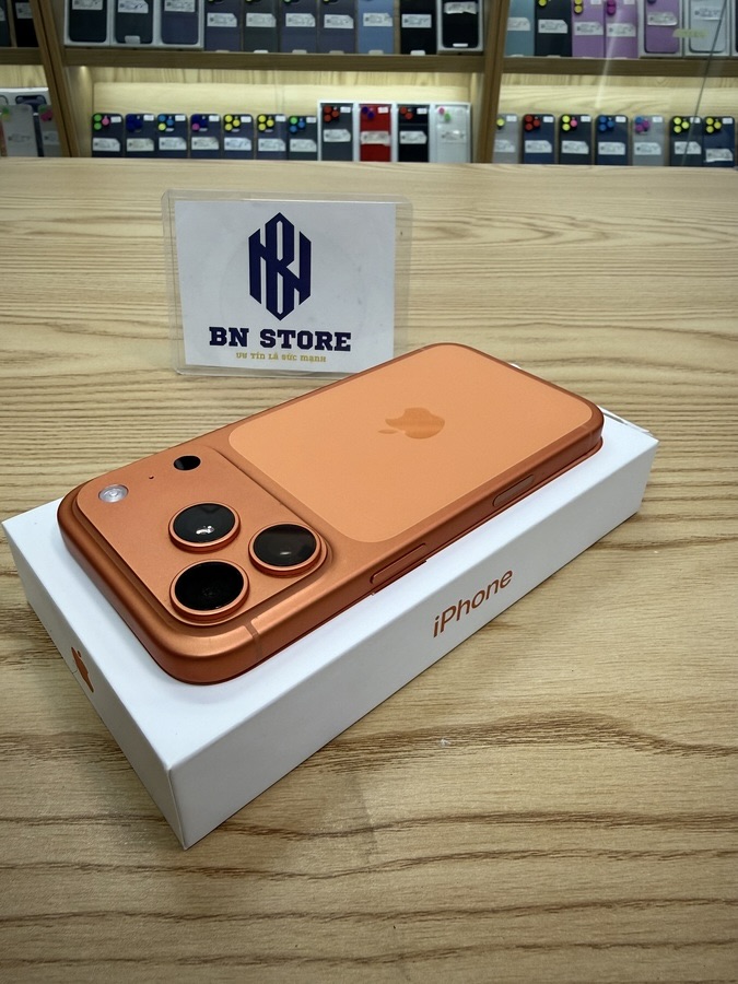 Iphone 17 Pro 256GB like new 98.5% 32353 Iphone 17 Pro 256GB like new 98.5% 32353