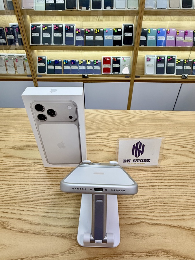 Iphone 17 Pro Max 256GB Like New 99%. 37099 Iphone 17 Pro Max 256GB Like New 99%. 37099