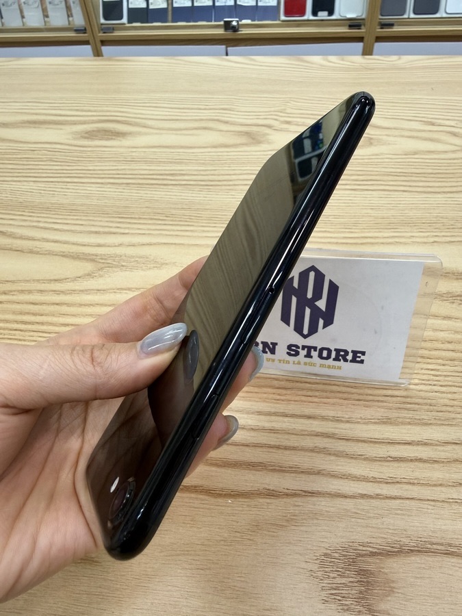 Iphone 7 32GB Like New 98%. 88560 Iphone 7 32GB Like New 98%. 88560
