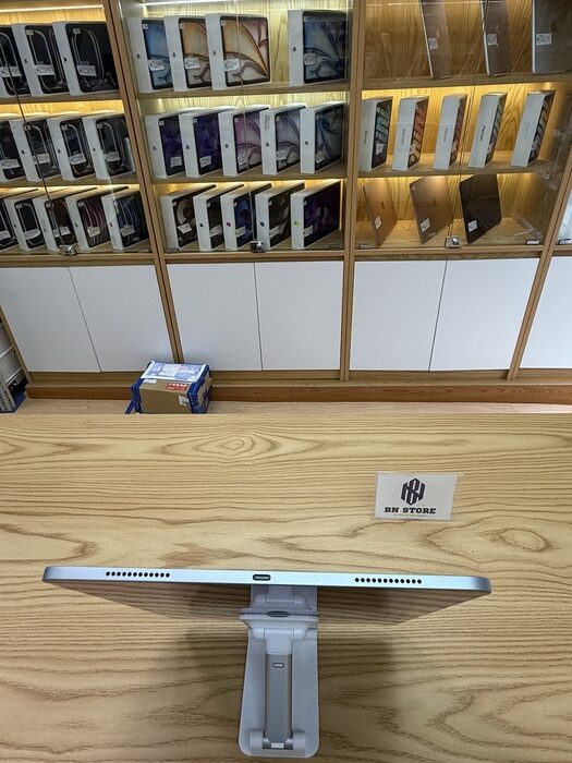Ipad Air 6 M2 2024 13in 128GB Like New 99% PFJC0 Ipad Air 6 M2 2024 13in 128GB Like New 99% PFJC0