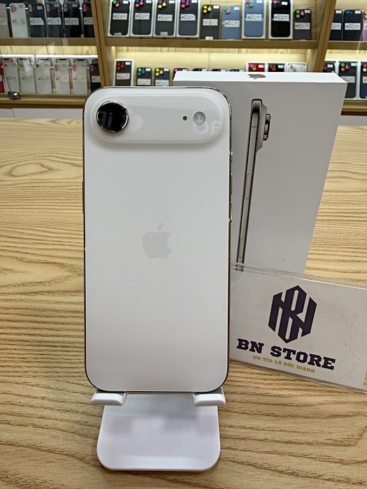 Iphone Air 256GB Like New 99%. 79950 Iphone Air 256GB Like New 99%. 79950
