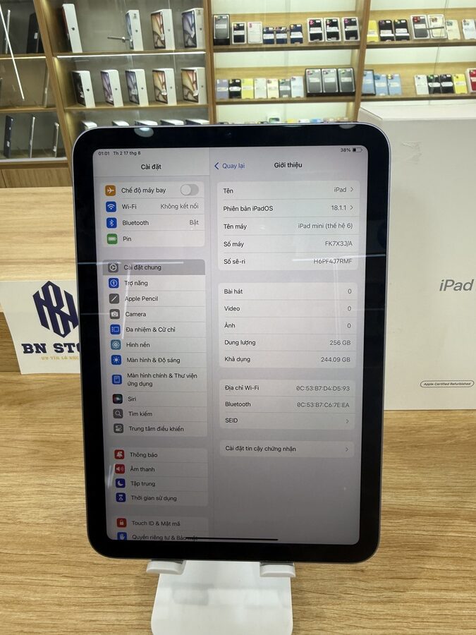 Ipad Mini 6 2021 256GB 8.3in Like New 99%. J7RMF Ipad Mini 6 2021 256GB 8.3in Like New 99%. J7RMF