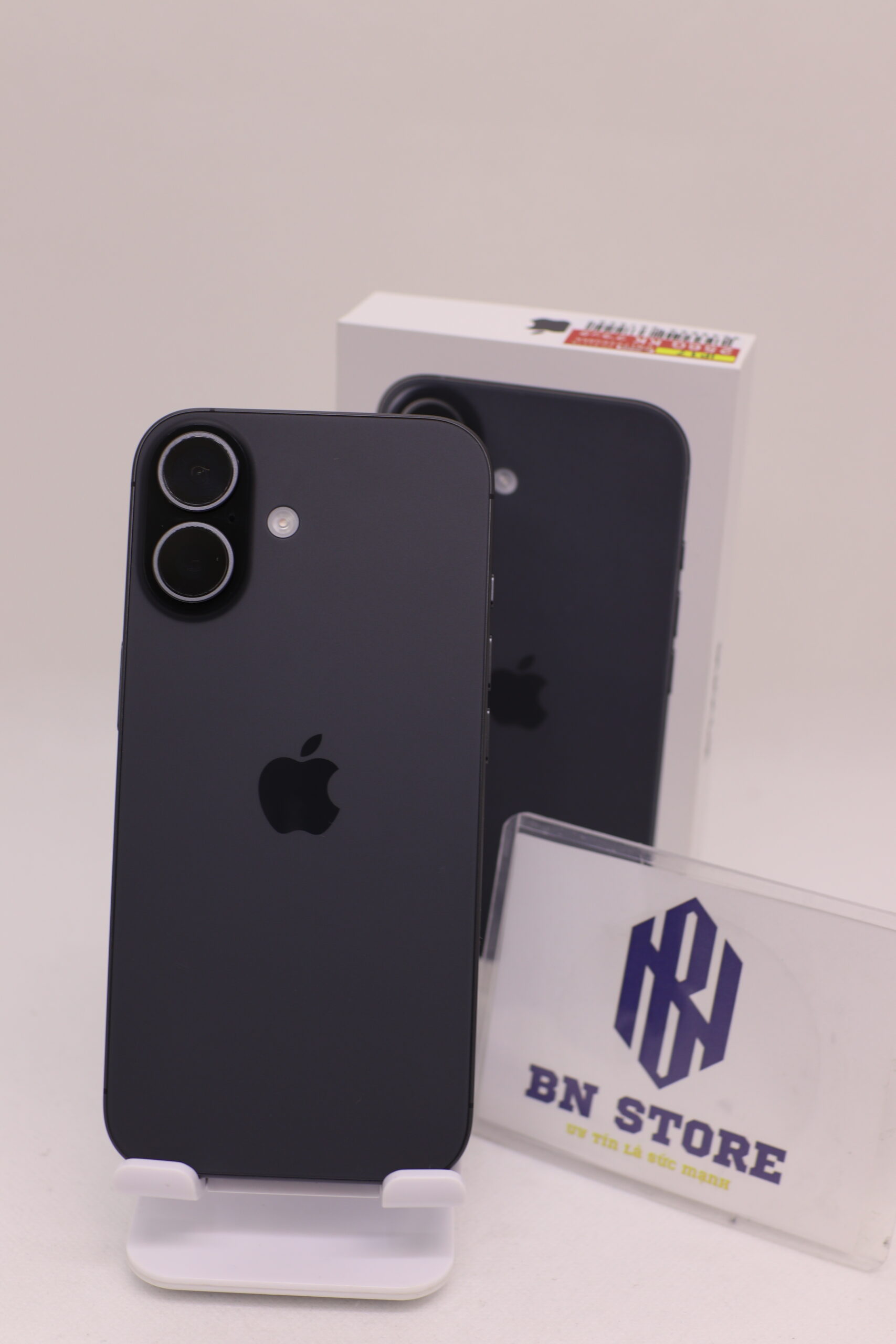 IPhone 17 256GB Like New 99%. 04201 IPhone 17 256GB Like New 99%. 04201