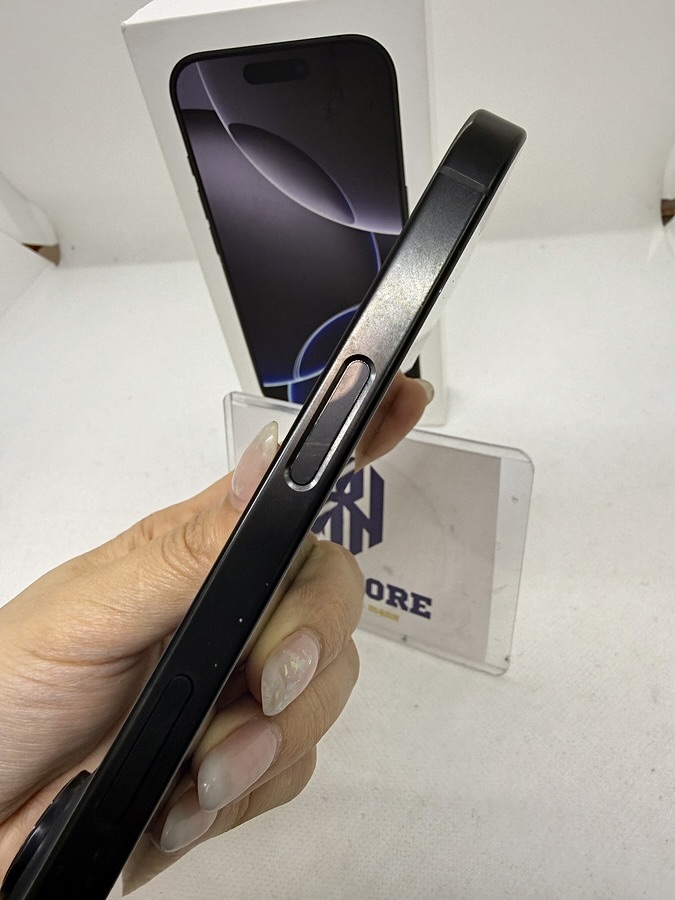 Iphone 16 Pro 128GB Like New 98%. 79629 Iphone 16 Pro 128GB Like New 98%. 79629