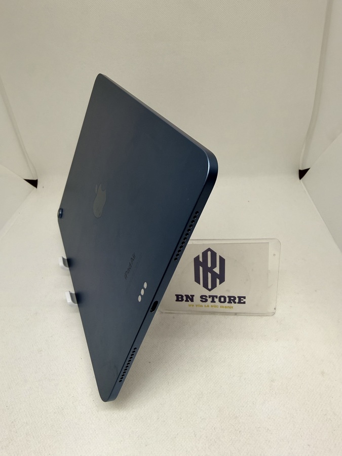 Ipad Air 5 M1 2022 10.9in 64GB Like New 99% . 476NF Ipad Air 5 M1 2022 10.9in 64GB Like New 99% . 476NF