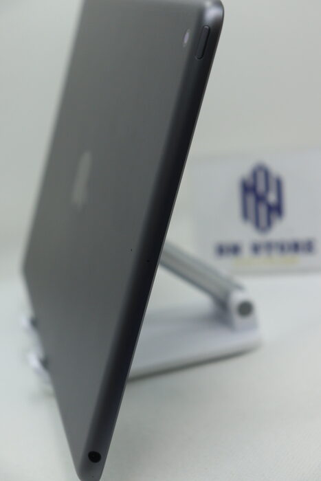 Ipad Gen 9 2021 10.2in 64GB Like New 98.5%. 4JDF6 Ipad Gen 9 2021 10.2in 64GB Like New 98.5%. 4JDF6