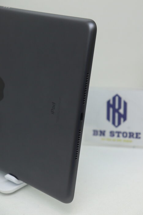 Ipad Gen 9 2021 10.2in 64GB Like New 98%. 6K6YC Ipad Gen 9 2021 10.2in 64GB Like New 98%. 6K6YC