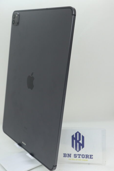 Ipad Pro 4 2020 128GB 12.9in like new 98%. 73374 Ipad Pro 4 2020 128GB 12.9in like new 98%. 73374