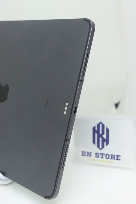 Ipad Pro 5 M1 2021 12.9in 256GB Like New 98.5%. 42021 Ipad Pro 5 M1 2021 12.9in 256GB Like New 98.5%. 42021