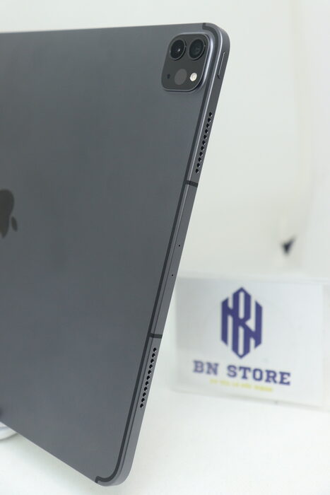 Ipad Pro 5 M1 2021 12.9in 256GB Like New 98.5%. 42021 Ipad Pro 5 M1 2021 12.9in 256GB Like New 98.5%. 42021