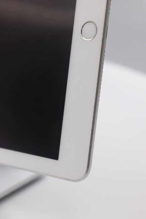 Ipad Gen 6 2018 9.7in 32GB Like New 98%. 1JF8K Ipad Gen 6 2018 9.7in 32GB Like New 98%. 1JF8K